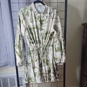 Green and White Patterned Dress